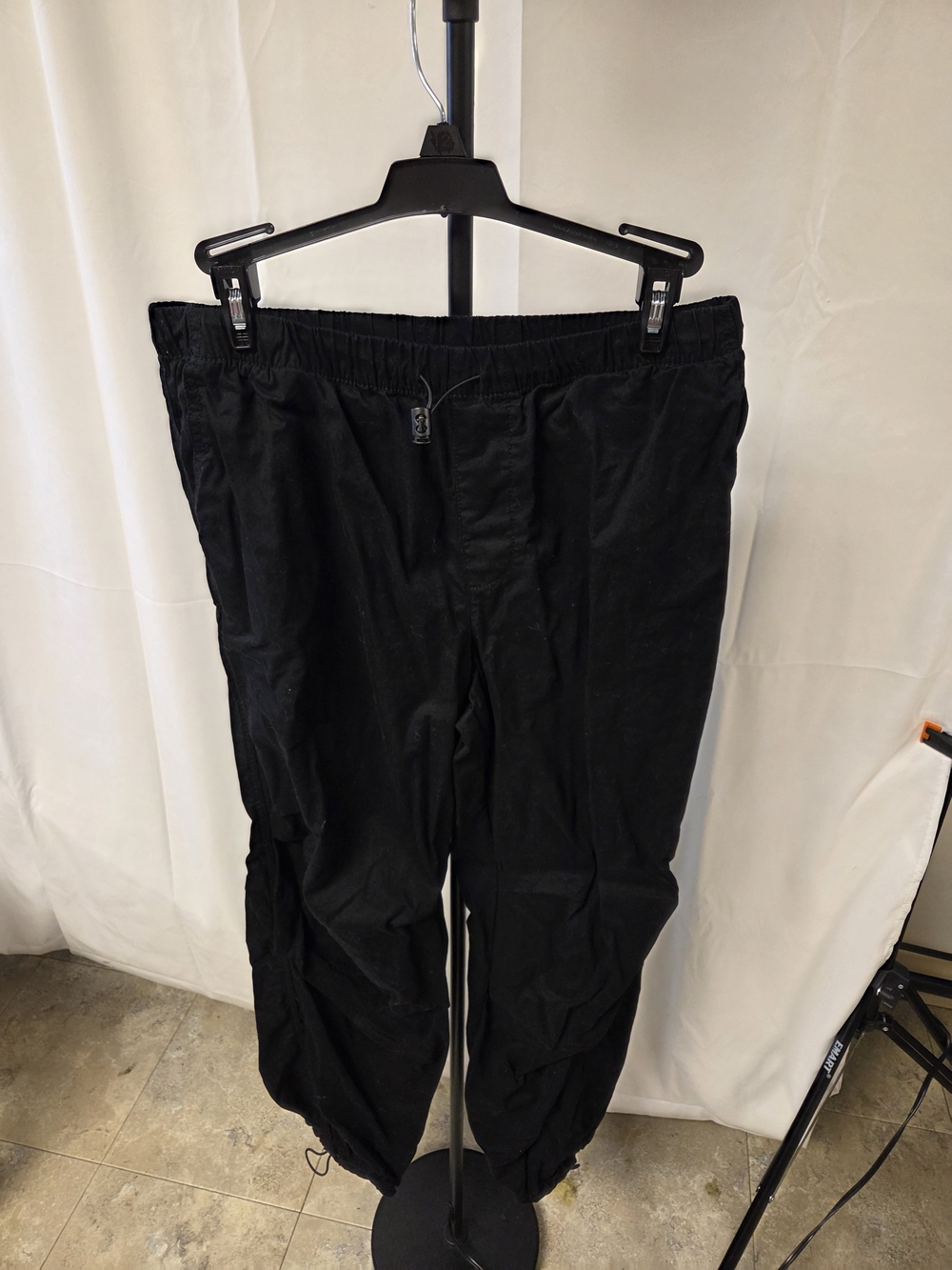No Boundaries Black Straight Leg Women's Pants